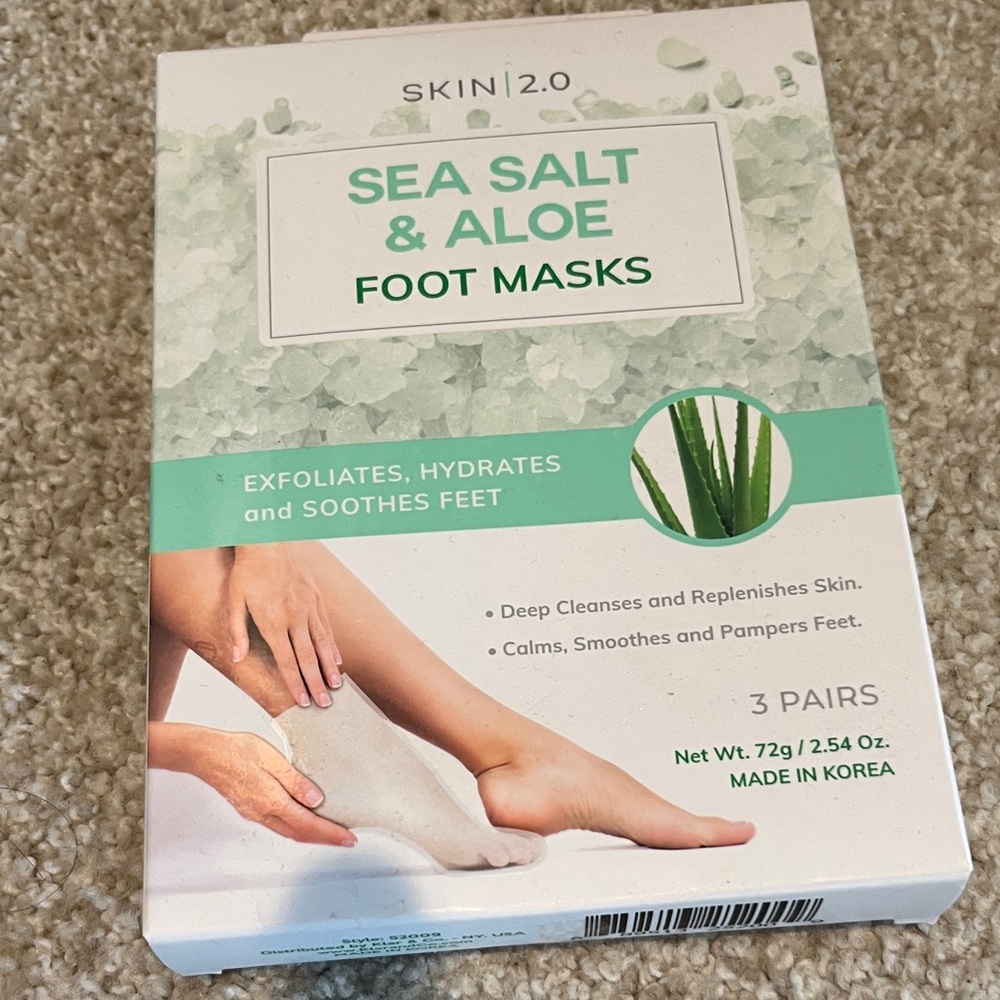 SEA SALT & ALOE Foot Masks - Hydrating Exfoliating Treatment